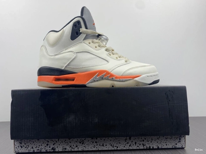 Bmlin 5 DC1060-100 Orange Jordan Total Retro 0818
